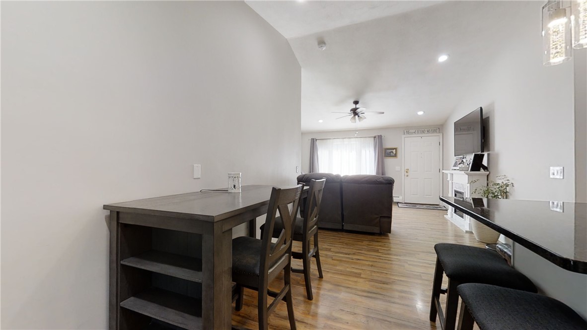 453 Gardiner Road Richmond, RI 02892 - Photo 10 of 32