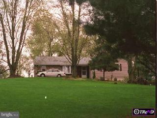562 Ebelhare Road Pottstown, PA 19465 - Photo 1 of 1