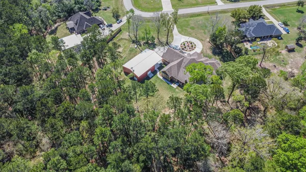 $1,060,000 | 427 Lassen Villa Court, Houston, TX 77336