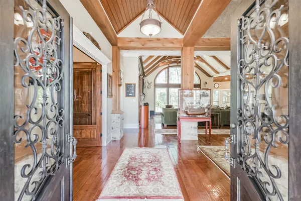 $1,060,000 | 427 Lassen Villa Court, Houston, TX 77336