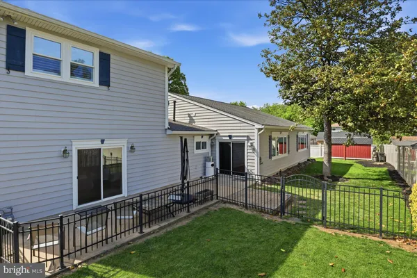 $4,599 | 5202 Garner Street, Springfield, VA 22151