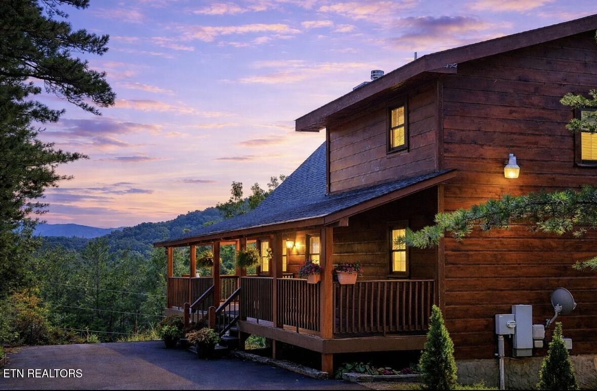 2644 Raccoon Hollow Way Sevierville, TN 37862 - Photo 2 of 57 Exterior #2