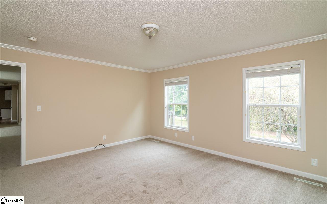 182 Morris Road Pickens, SC 29671 - Photo 17 of 36