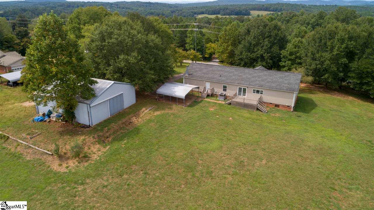 182 Morris Road Pickens, SC 29671 - Photo 3 of 36
