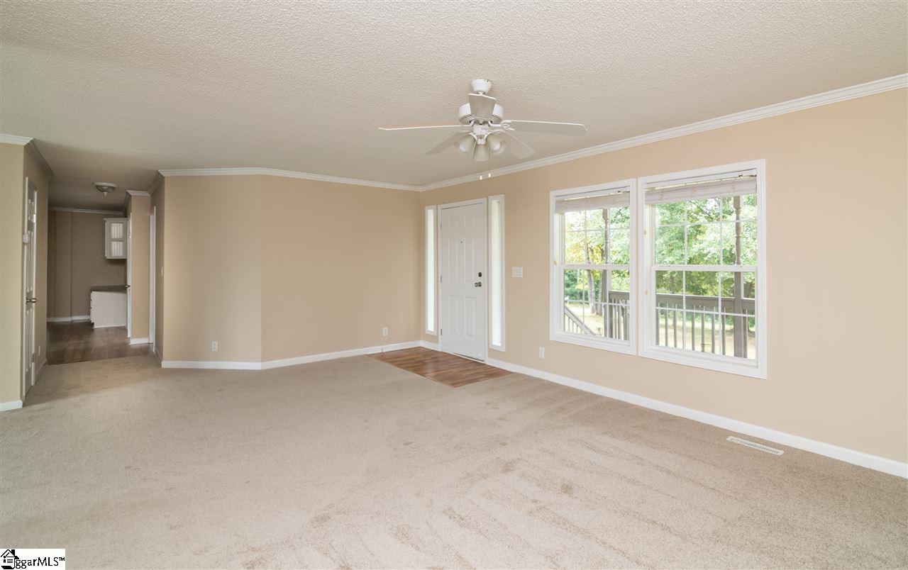 182 Morris Road Pickens, SC 29671 - Photo 5 of 36