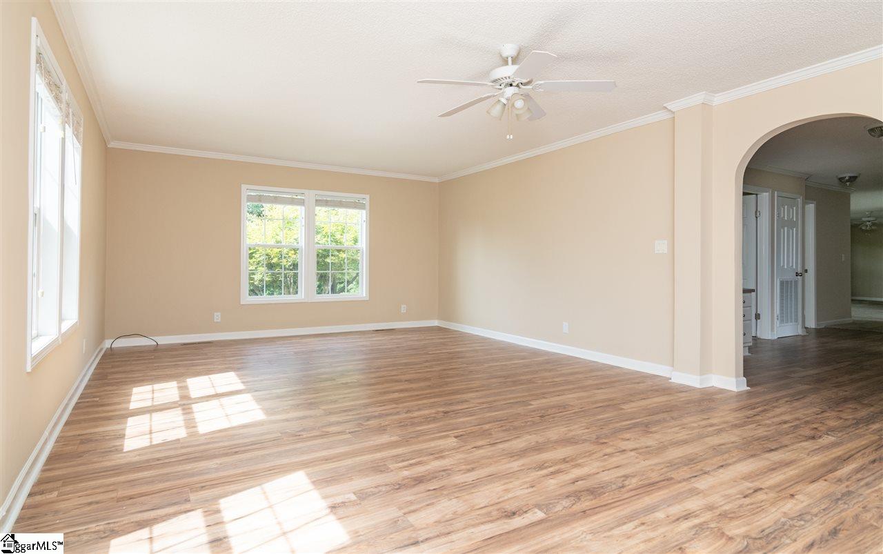 182 Morris Road Pickens, SC 29671 - Photo 6 of 36