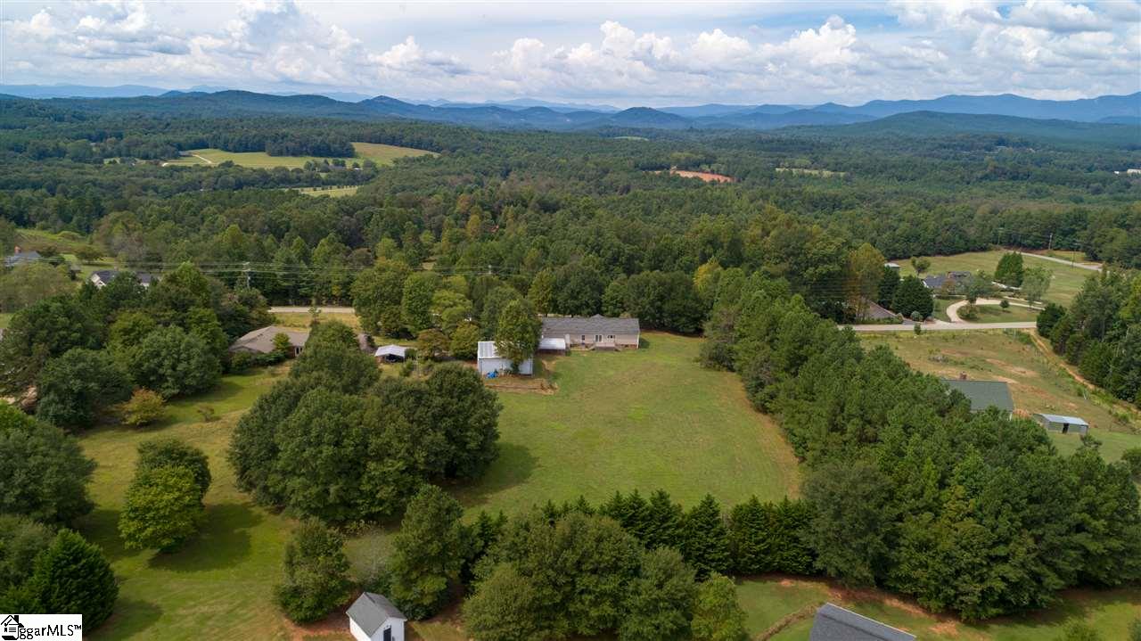 182 Morris Road Pickens, SC 29671 - Photo 7 of 36