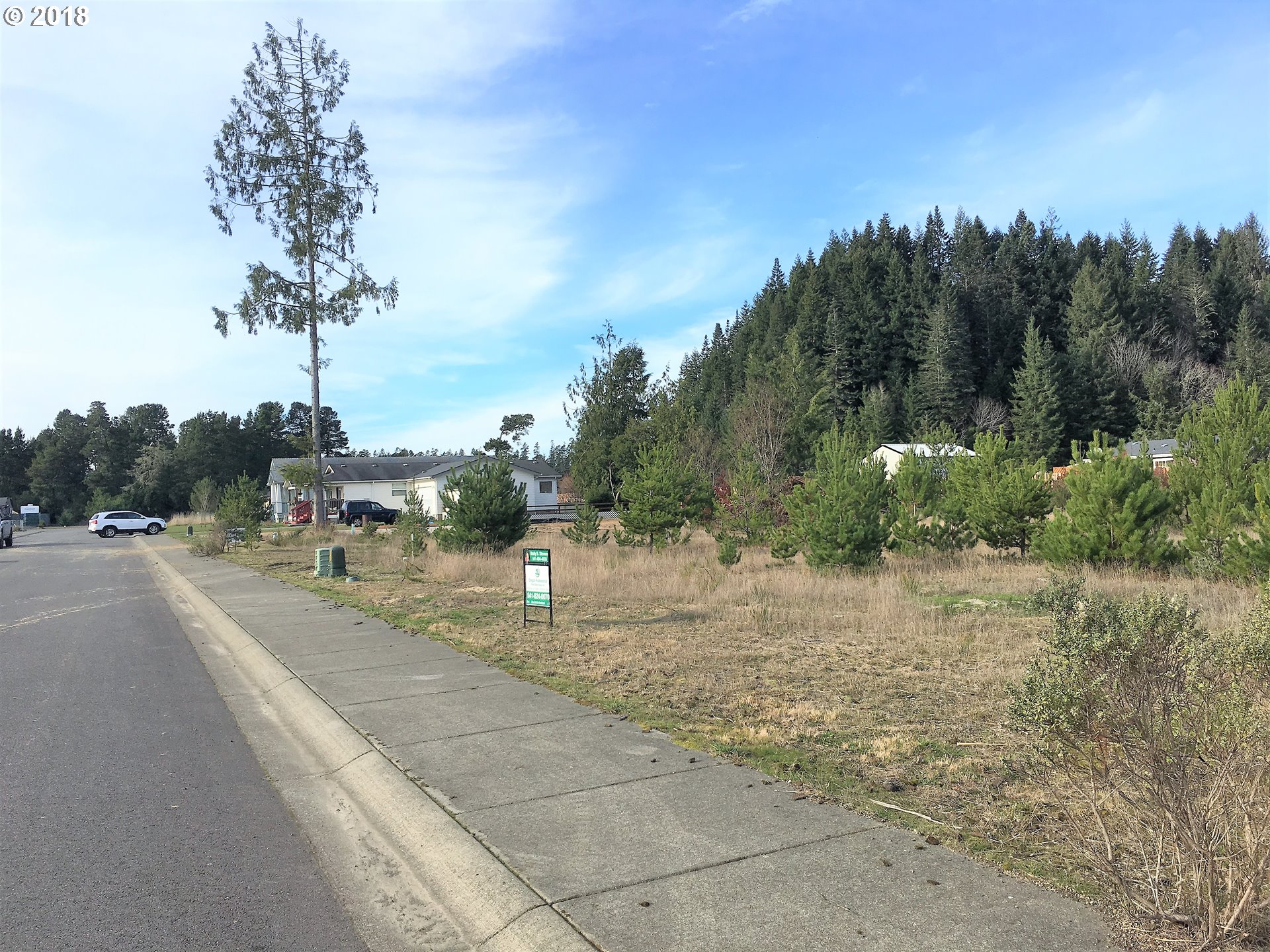 1050 Cedar Loop, Unit 105 Lakeside, OR 97449 - Photo 1 of 14 Gallery Image 1