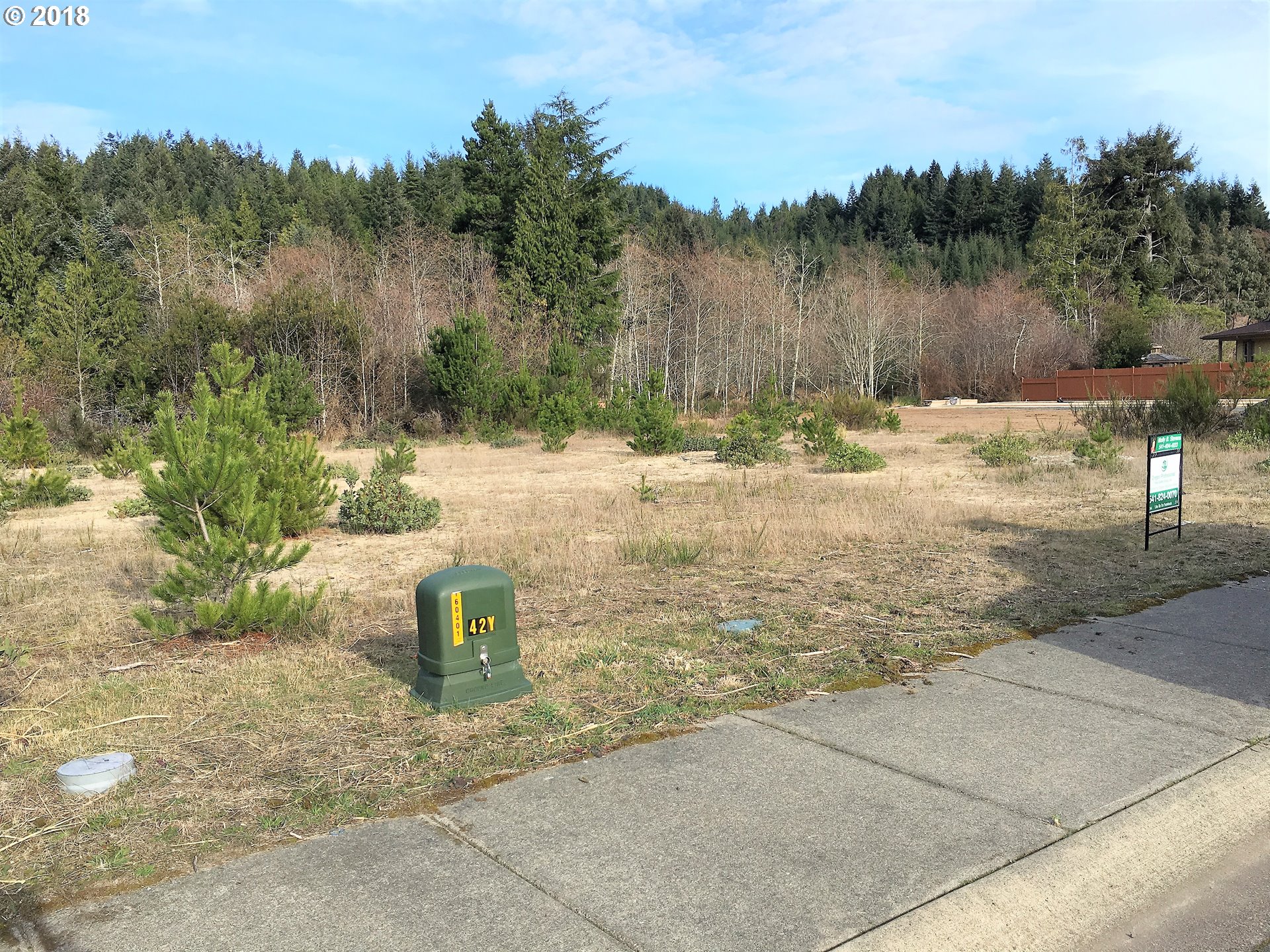 1050 Cedar Loop, Unit 105 Lakeside, OR 97449 - Photo 2 of 14 Gallery Image 2