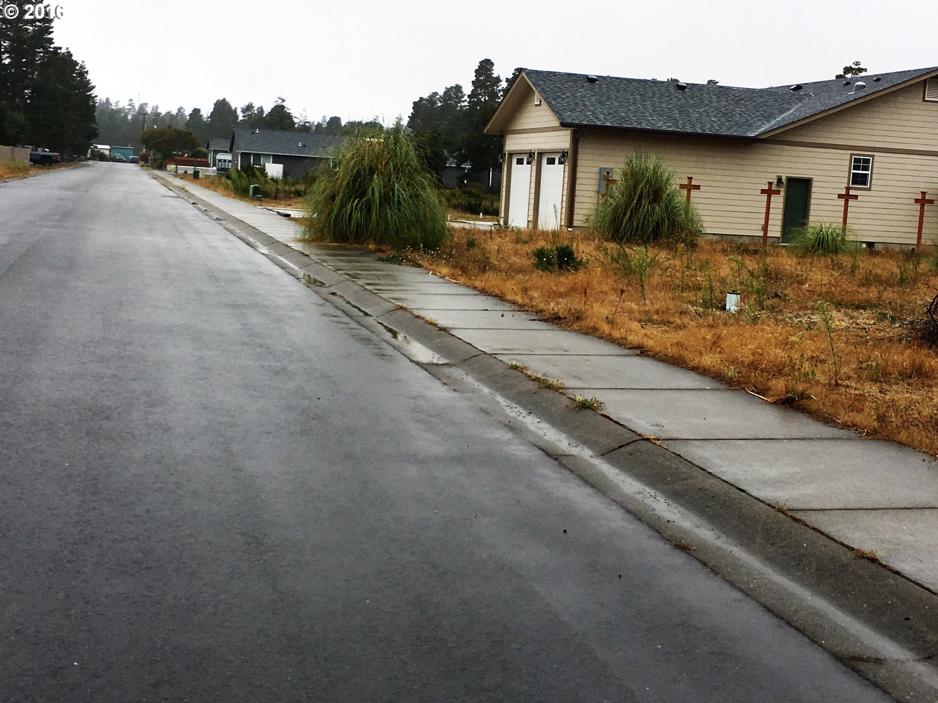 1050 Cedar Loop, Unit 105 Lakeside, OR 97449 - Photo 11 of 14 Gallery Image 11