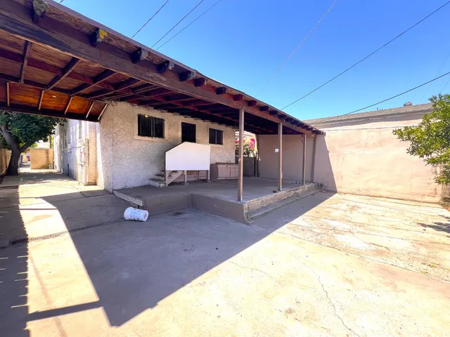 $260,000 | 3223 East Madison Avenue, Fresno, CA 93702