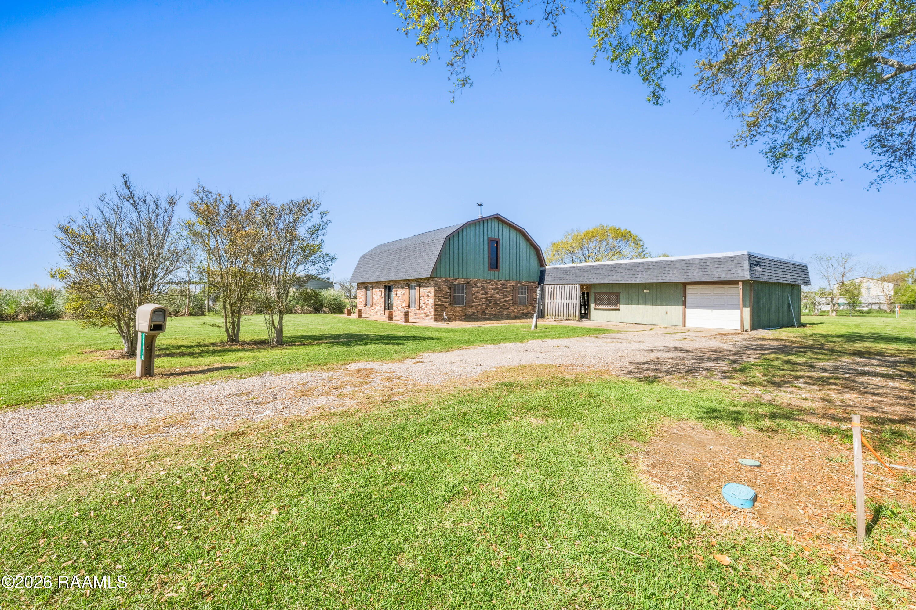 11636 Highway 89 Erath, LA 70533 - Photo 3 of 46 11636La89-2