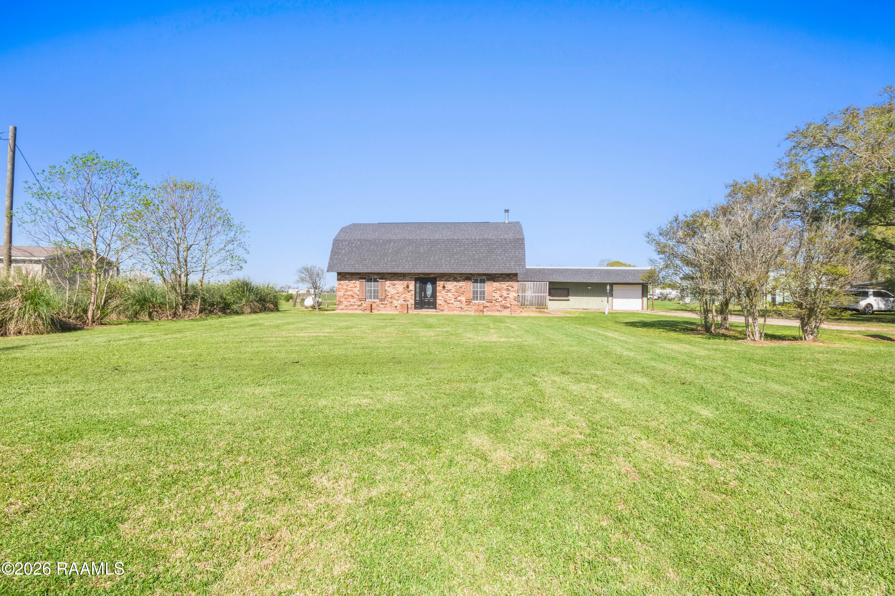 11636 Highway 89 Erath, LA 70533 - Photo 4 of 46 11636La89-3