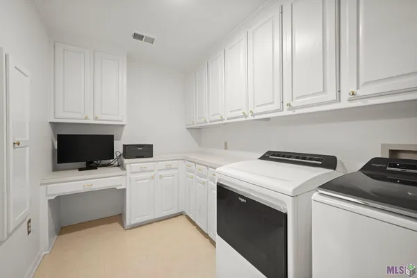 $325,000 | 4920 Woodlyn Drive, Baton Rouge, LA 70816