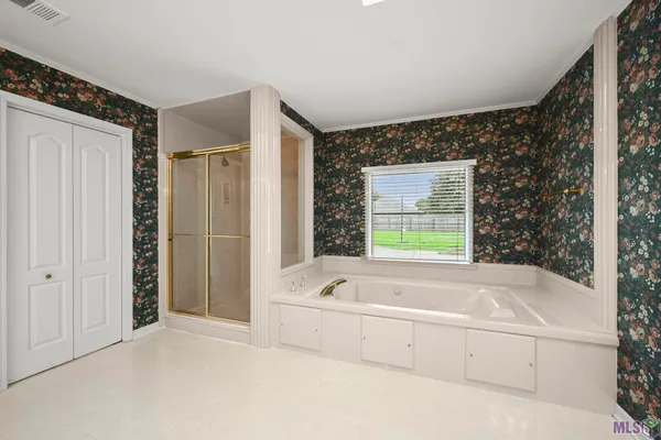 $325,000 | 4920 Woodlyn Drive, Baton Rouge, LA 70816