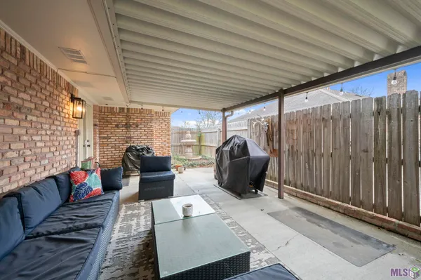 $325,000 | 4920 Woodlyn Drive, Baton Rouge, LA 70816