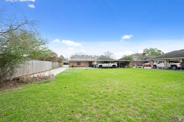 $325,000 | 4920 Woodlyn Drive, Baton Rouge, LA 70816