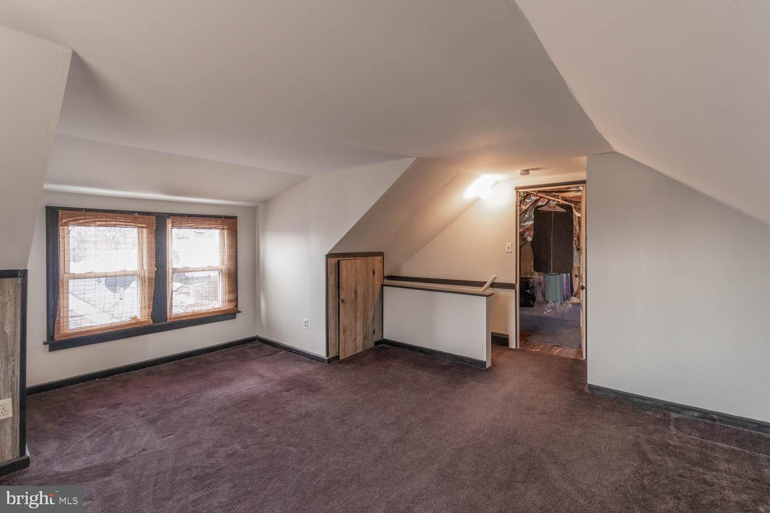 412 Oxford Road Havertown, PA 19083 - Photo 27 of 30 a view of empty room with a fireplace