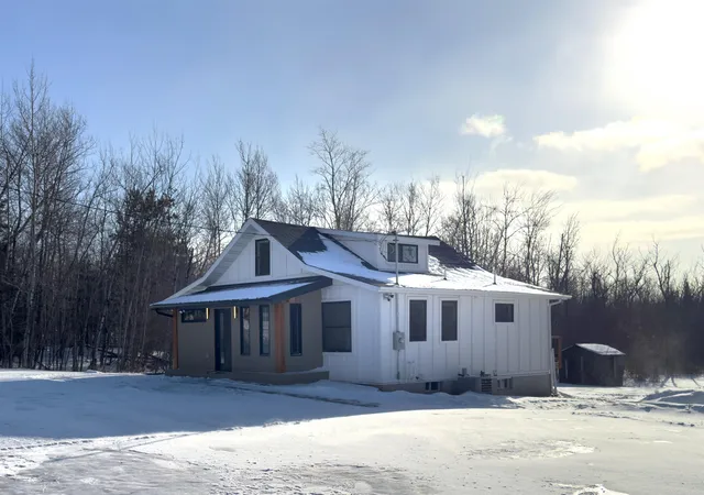 $325,000 | 4074 West Tischer Road, Duluth, MN 55803