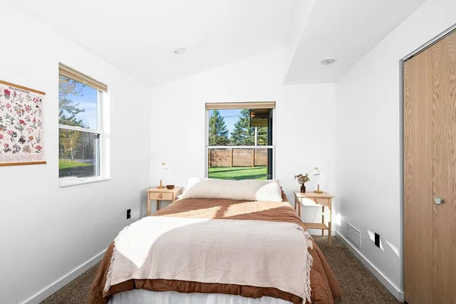 $325,000 | 4074 West Tischer Road, Duluth, MN 55803