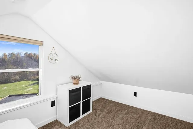 $325,000 | 4074 West Tischer Road, Duluth, MN 55803