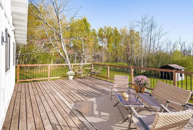 $325,000 | 4074 West Tischer Road, Duluth, MN 55803