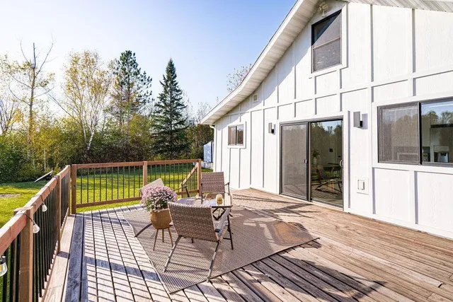 $325,000 | 4074 West Tischer Road, Duluth, MN 55803