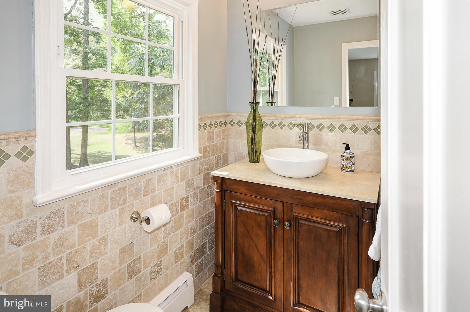 14 Cleveland Road West Princeton, NJ 08540 - Photo 23 of 40 Full master bath