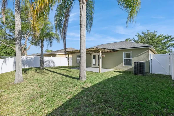 $329,000 | 5230 Silver Thistle Lane, St. Cloud, FL 34772