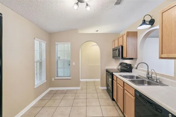 $329,000 | 5230 Silver Thistle Lane, St. Cloud, FL 34772