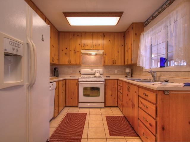 1636 Lighthouse Lodge Road Eagle River, WI 54521 - Photo 10 of 29 Gallery Image 10