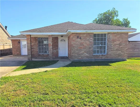 $1,686 | 8412 Fairfax Drive, Chalmette, LA 70043