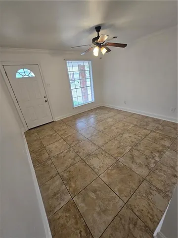 $1,650 | Undisclosed Address, Chalmette, LA 70043