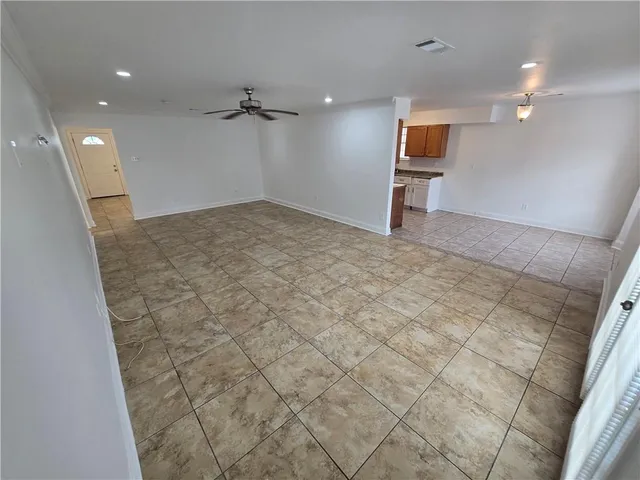 $1,650 | Undisclosed Address, Chalmette, LA 70043