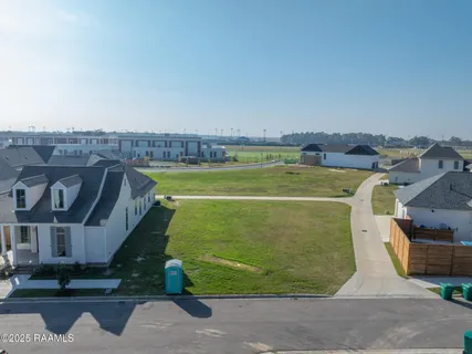 $129,999 | 113 Hedgemoore Court, Youngsville, LA 70592