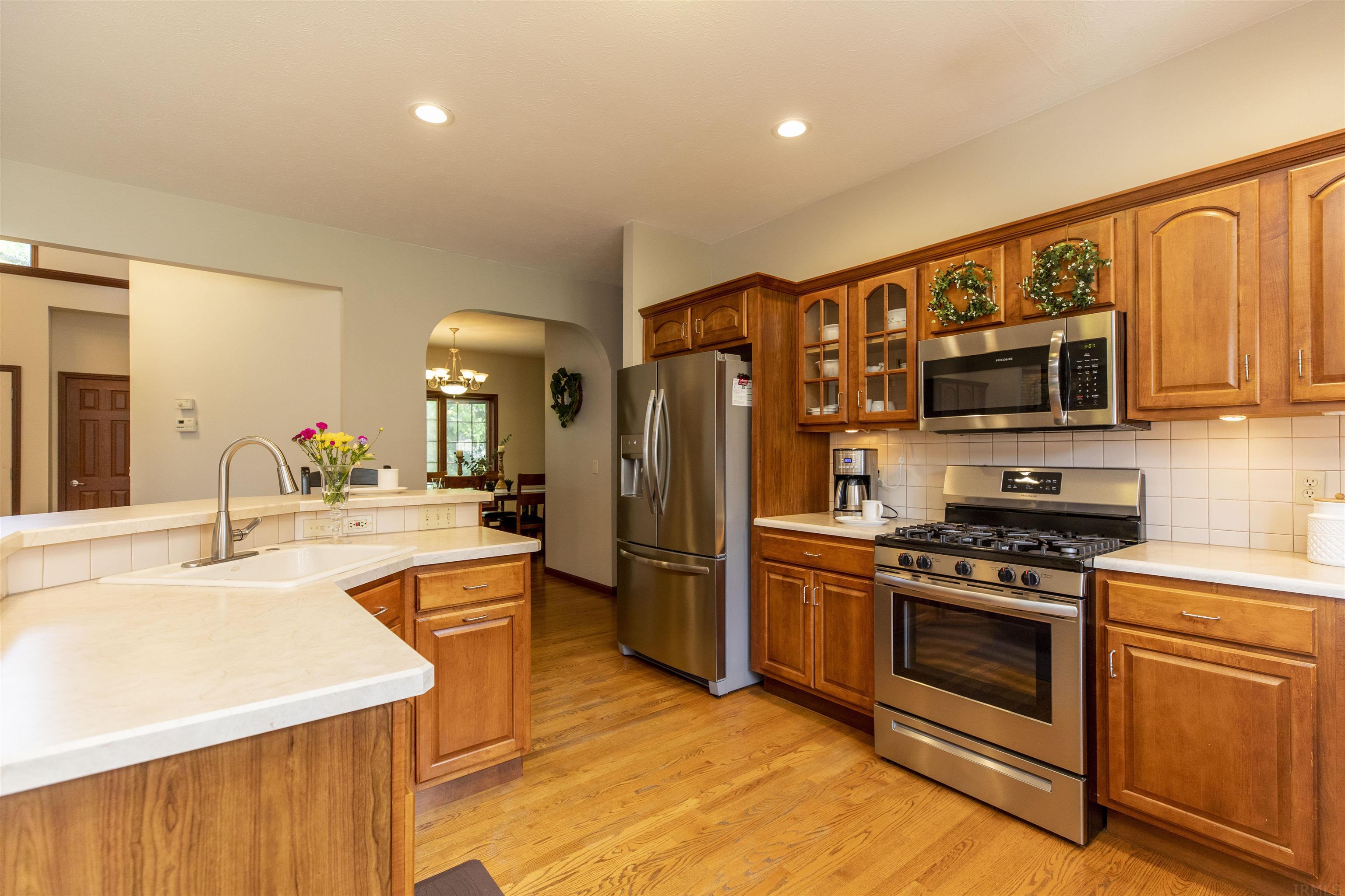 14661 Adams Road Granger, IN 46530 - Photo 12 of 36 Gallery Image 12