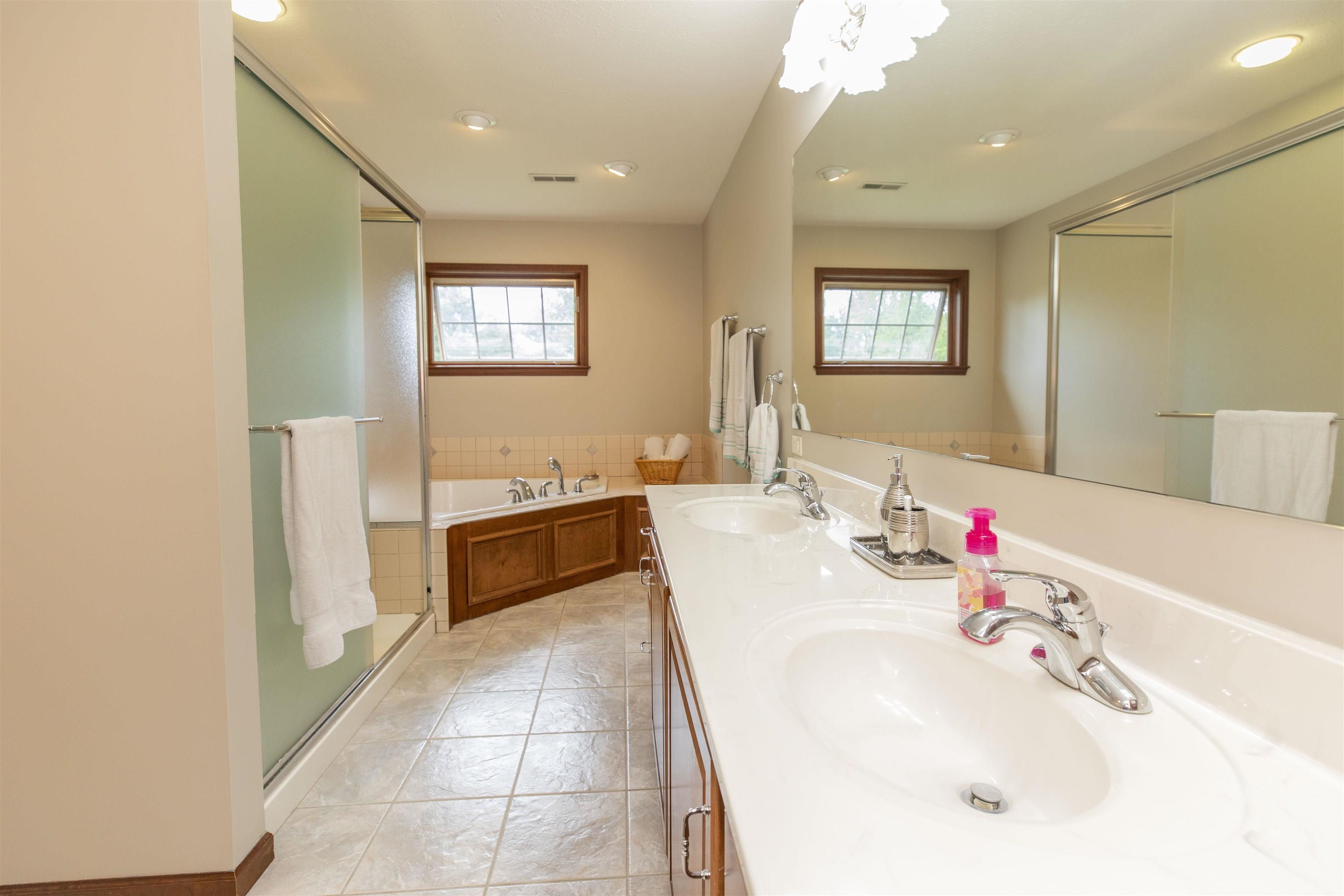 14661 Adams Road Granger, IN 46530 - Photo 19 of 36 Gallery Image 19