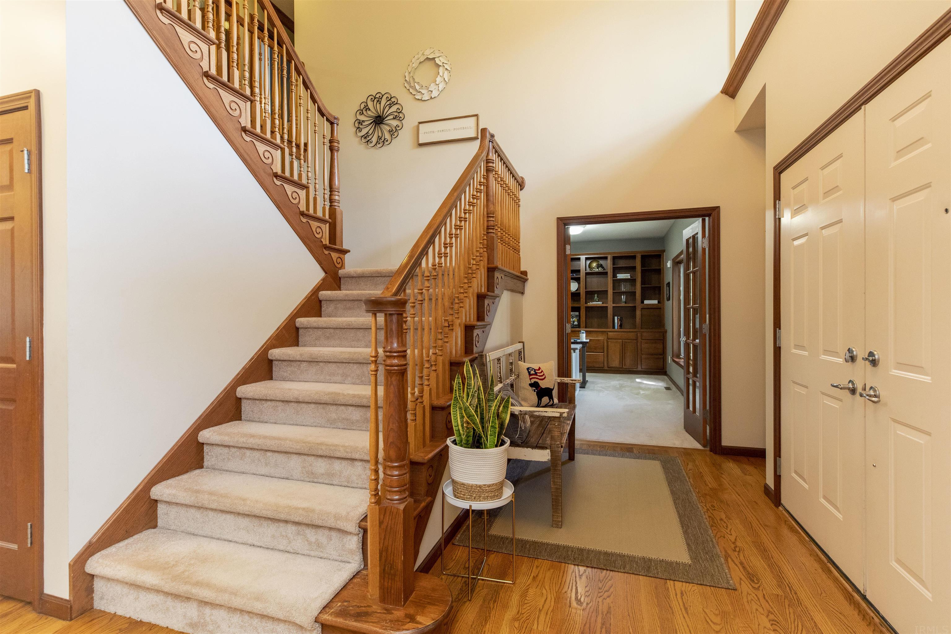 14661 Adams Road Granger, IN 46530 - Photo 9 of 36 Gallery Image 9