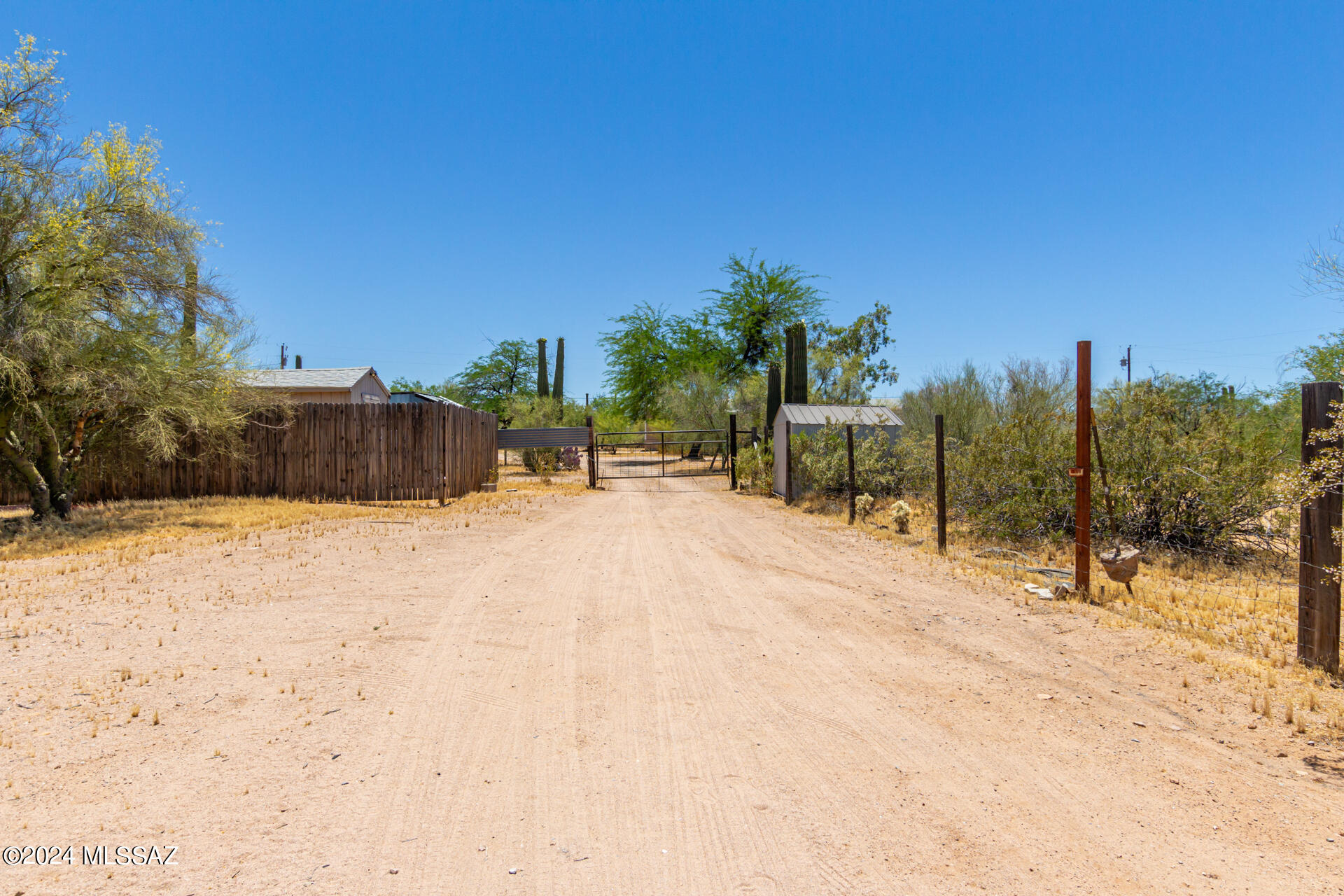 11511 West Picture Rocks Road Tucson, AZ 85743 - Photo 2 of 29 Gallery Image 2