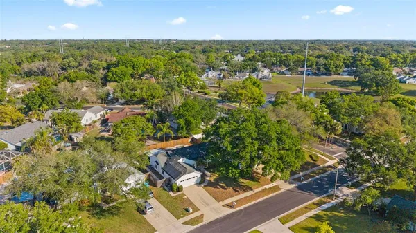 $450,000 | 956 Edgehill Drive, Palm Harbor, FL 34684