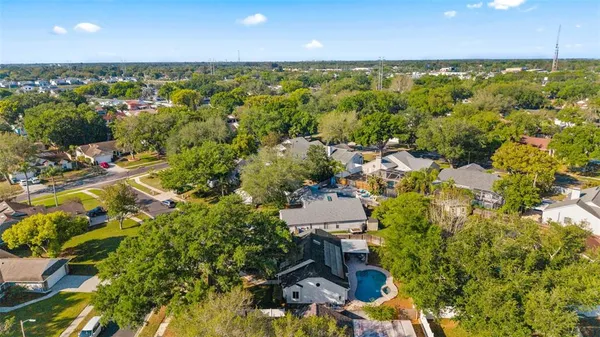 $450,000 | 956 Edgehill Drive, Palm Harbor, FL 34684