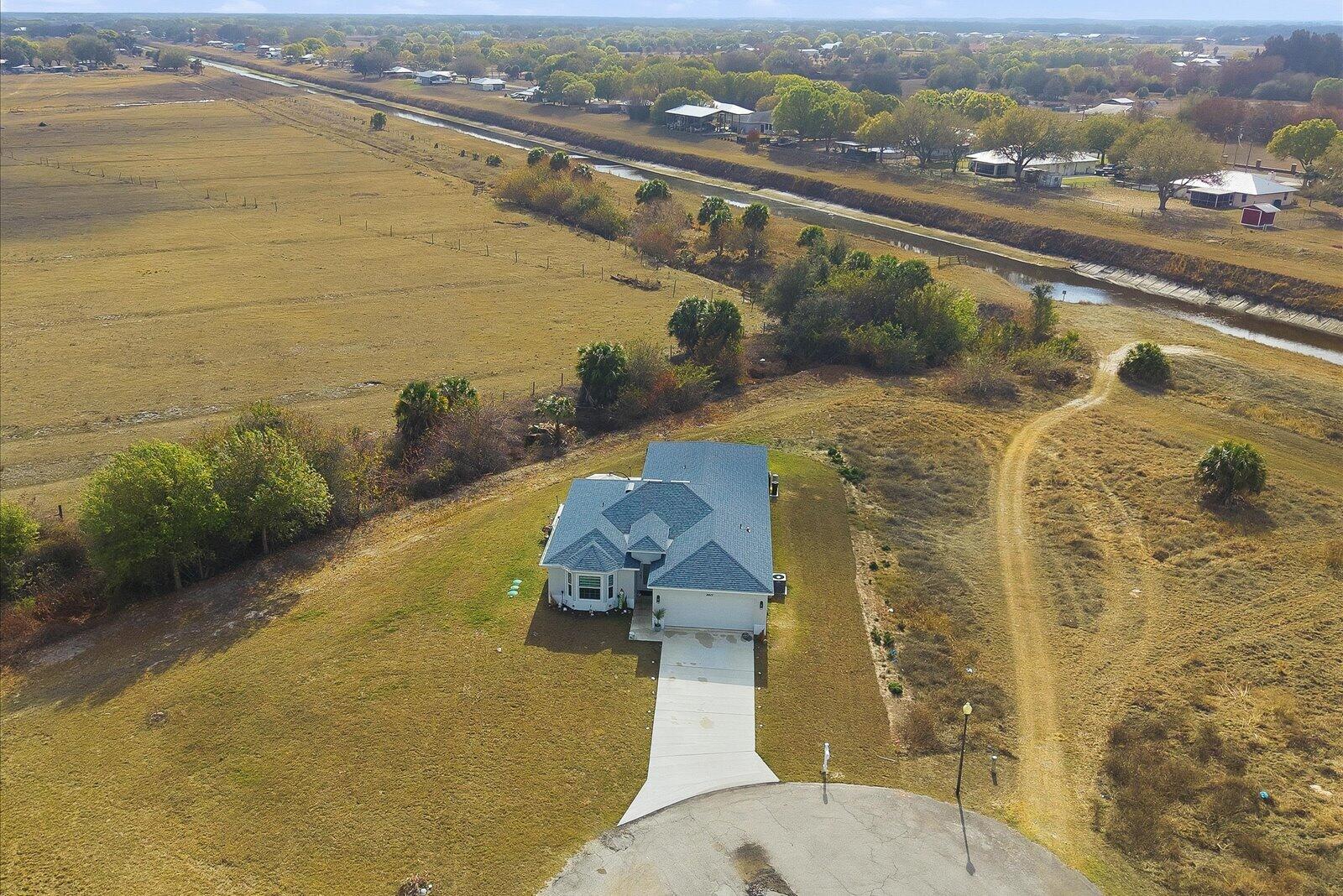 8607 Southwest 7th Lane Okeechobee, FL 34974 - Photo 38 of 44