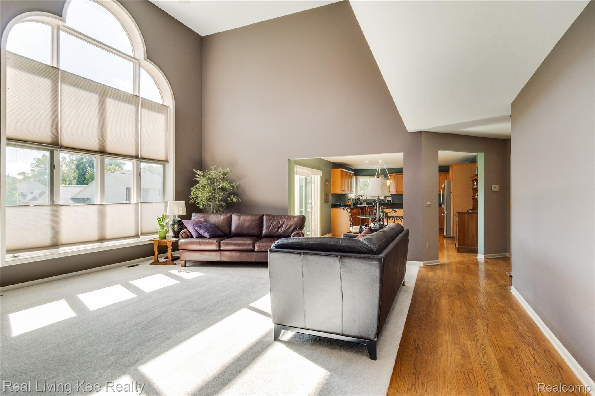 6519 Chatham Circle Rochester, MI 48306 - Photo 20 of 50 Interiors (17 of 61).jpg
