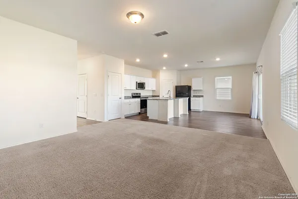 $1,875 | 12603 Antilia, San Antonio, TX 78245