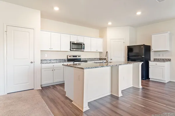 $1,875 | 12603 Antilia, San Antonio, TX 78245