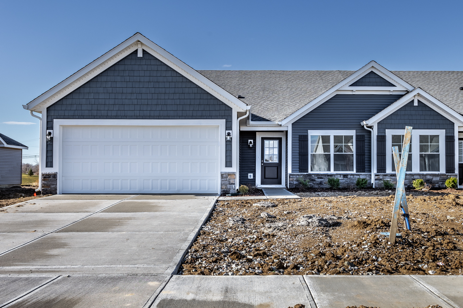 7211 Lillian Place Cumberland, IN 46229 - Photo 2 of 34