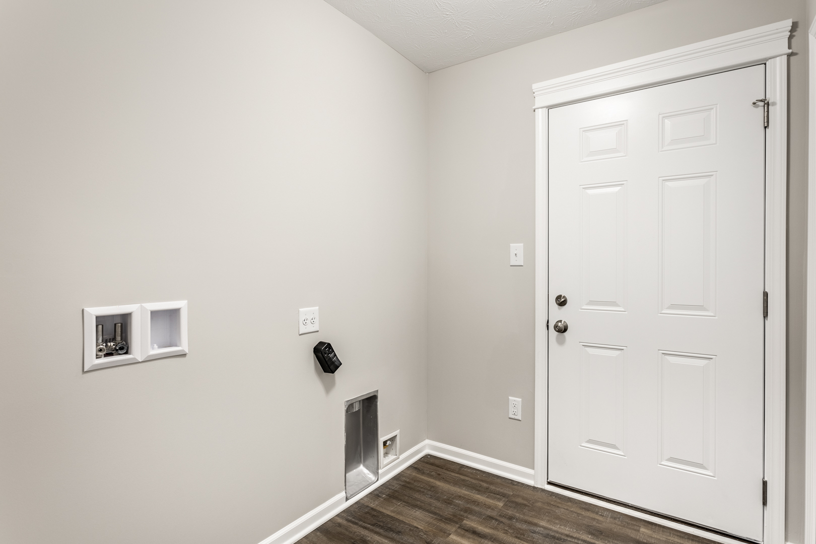 7211 Lillian Place Cumberland, IN 46229 - Photo 30 of 34