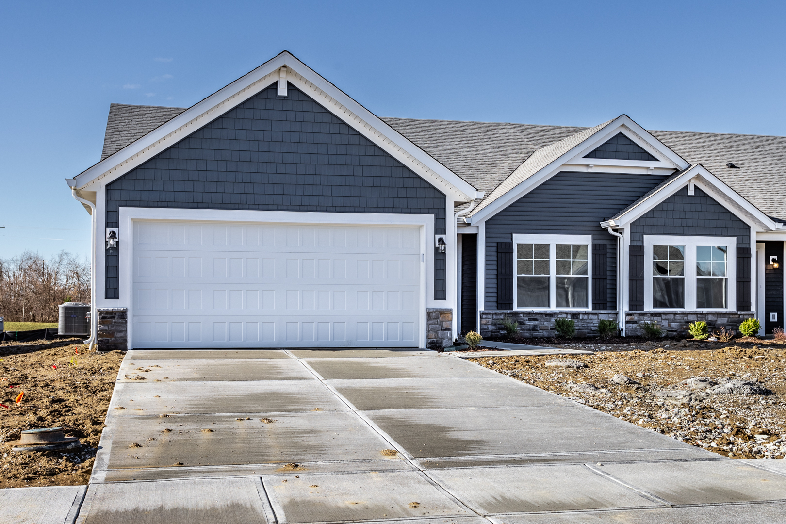 7211 Lillian Place Cumberland, IN 46229 - Photo 3 of 34