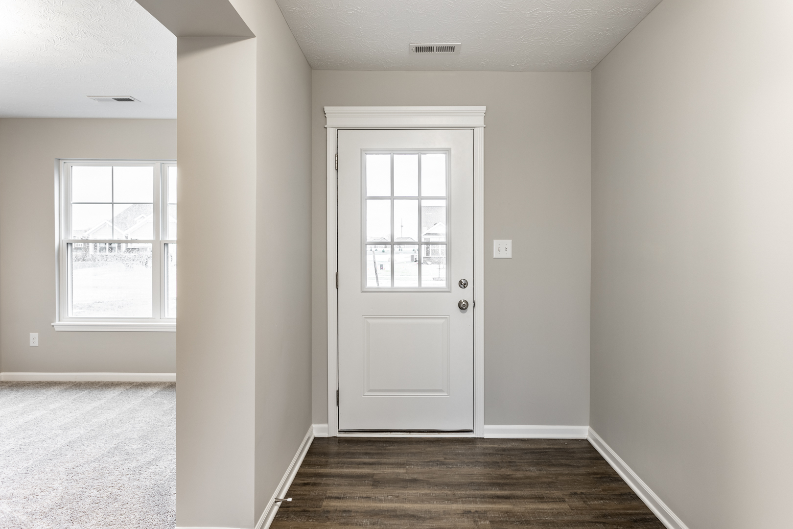 7211 Lillian Place Cumberland, IN 46229 - Photo 5 of 34