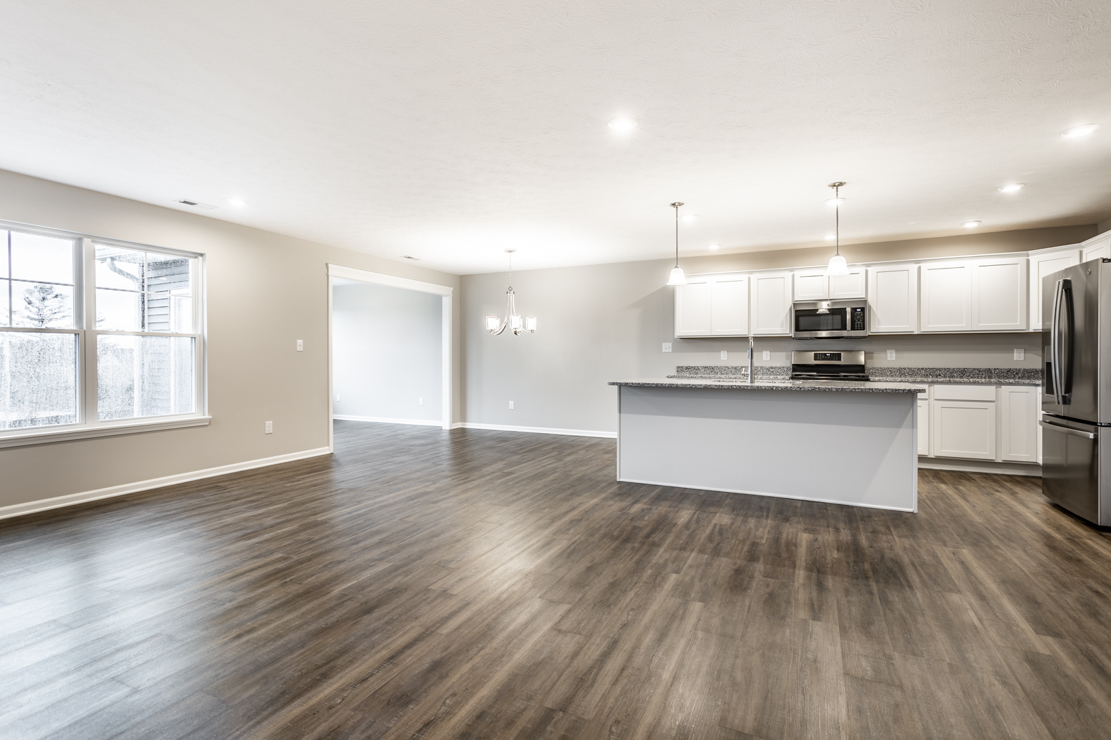 7211 Lillian Place Cumberland, IN 46229 - Photo 9 of 34